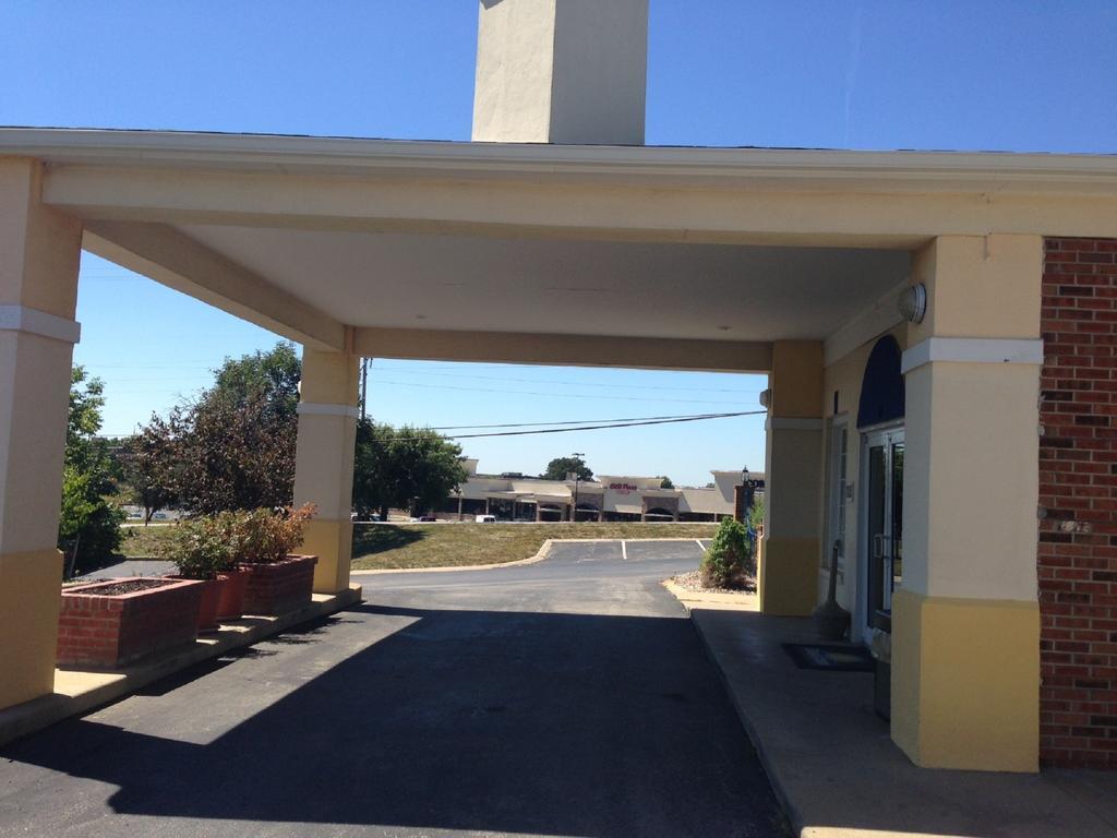 Days Inn By Wyndham Liberty/Ne Kansas City Luaran gambar